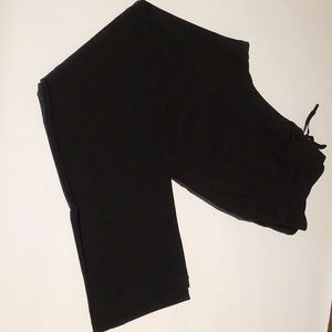 Ladies casual woven pants. Washed but never worn.